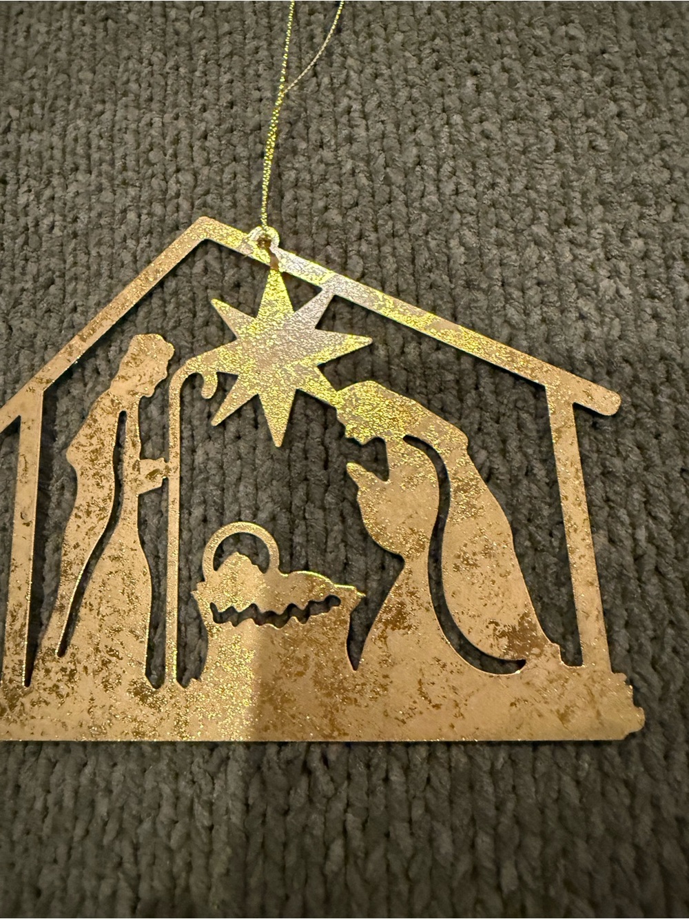 Gold Nativity Classic Manger Scene Ornament - Replacement from set of 12